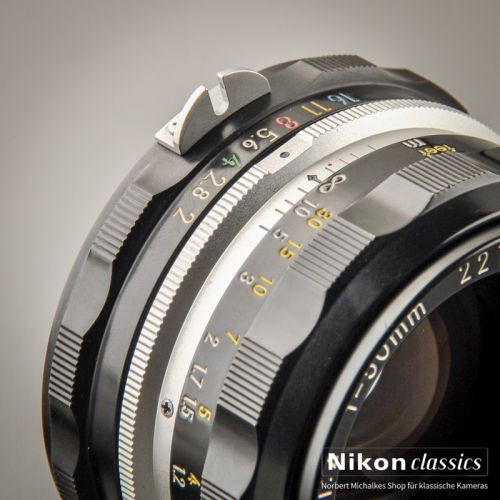 Nikon Nikkor-HC Auto nonAI 50/2,0 "Berg-und-Tal" (Zustand A)