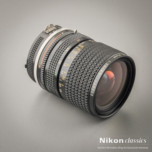 Nikon Zoom-Nikkor 28-85/3,5-4,5 AIS Macro (Condition A)