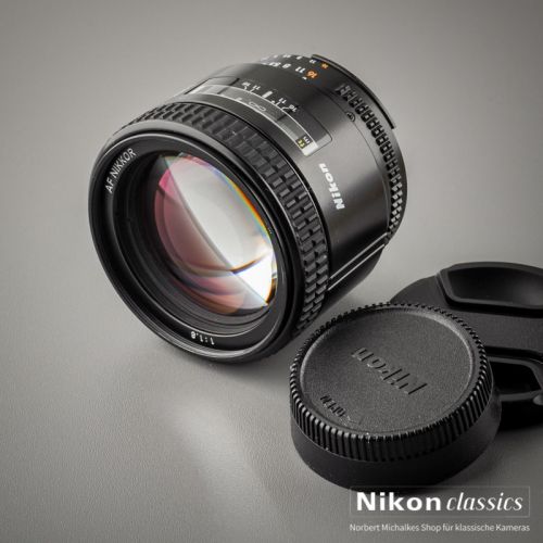 Nikon AF Nikkor 85/1,8 (Zustand A/A-)