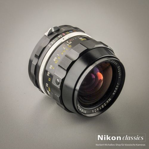 Nikon Nikkor-N 28/2,0 nonAI "Berg-und-Tal" (Zustand A/A-)