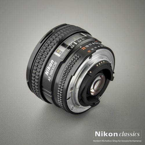 Nikon AF-D Nikkor 20/2,8