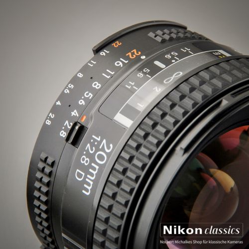 Nikon AF-D Nikkor 20/2,8
