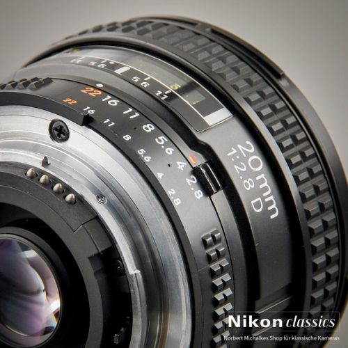 Nikon AF-D Nikkor 20/2,8