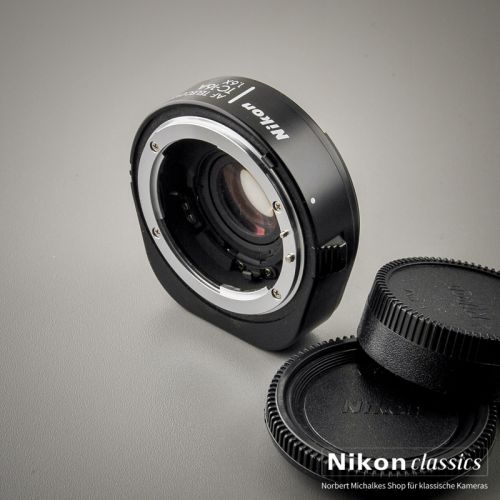 Nikon AF-Telekonverter TC-16A (Zustand A)