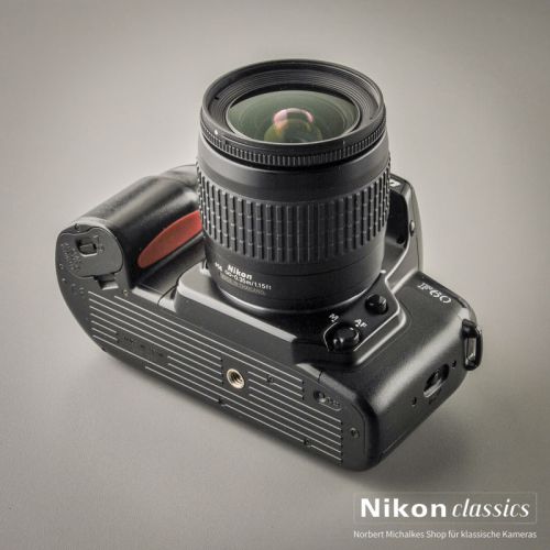 Preview: Nikon F60D mit Nikkor 28-80/3,3-5,6 G