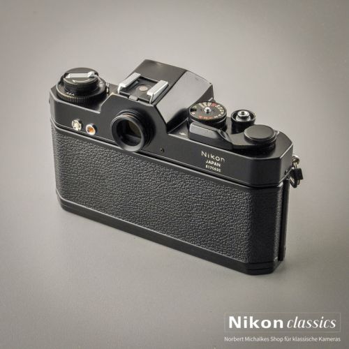 Preview: Nikkormat EL schwarz (Zustand A-/AB)