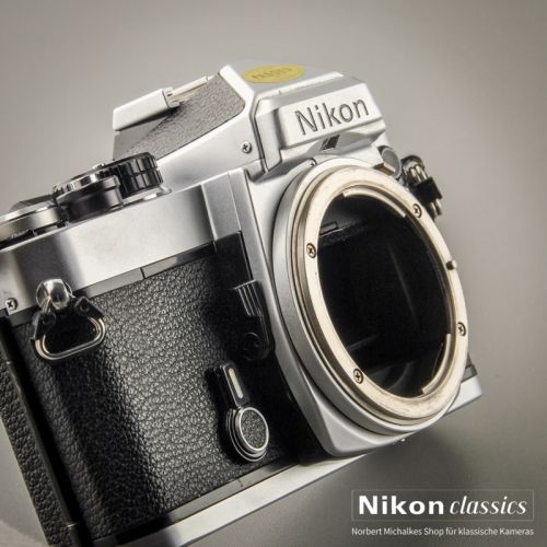 Nikon FE (Zustand A/A-)