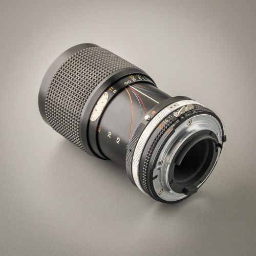 Preview: Nikon Zoom-Nikkor 35-105/3,5-4,5 AIS Macro (Condition A-)