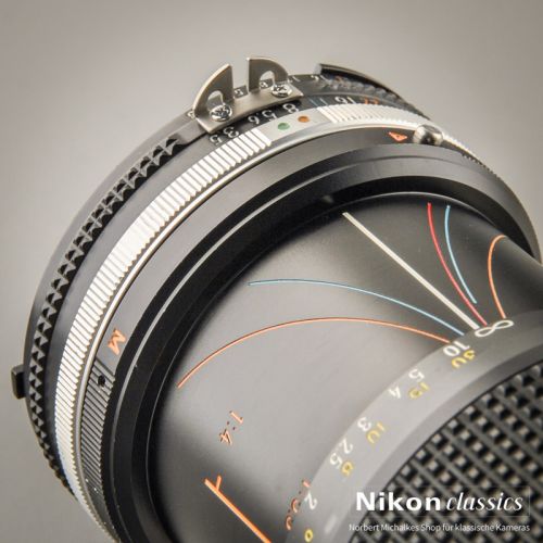 Nikon Zoom-Nikkor 35-105/3,5-4,5 AIS Macro (Zustand A-)