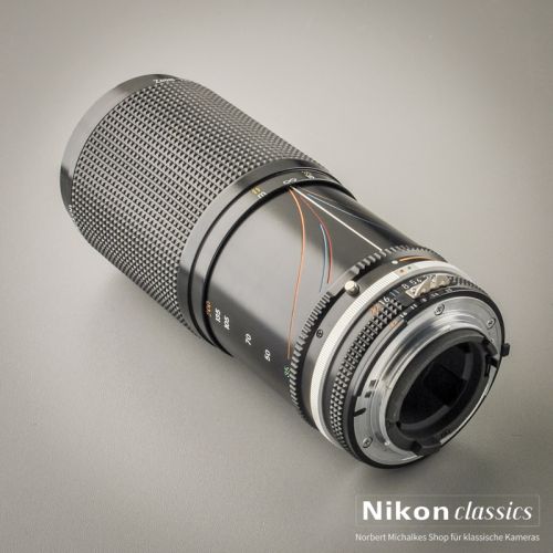 Preview: Nikon Zoom-Nikkor 35-200/3,5-4,5 AIS Macro (Zustand A/A-)