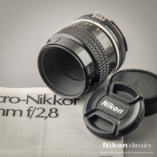 Nikon Micro-Nikkor 55/2,8 AIS (Zustand A/A-)