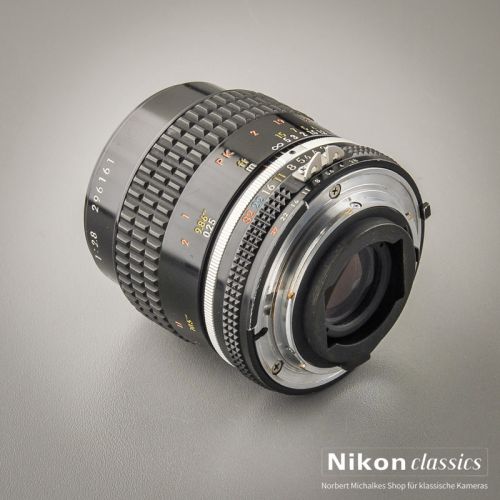 Nikon Micro-Nikkor 55/2,8 AIS (Zustand A/A-)