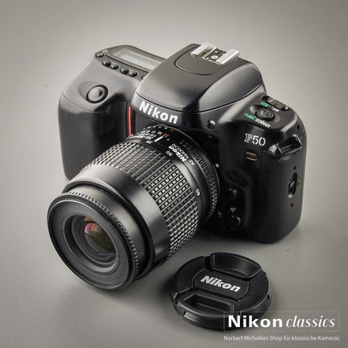 Nikon F50 mit Nikkor 35-80/4-5,6 D