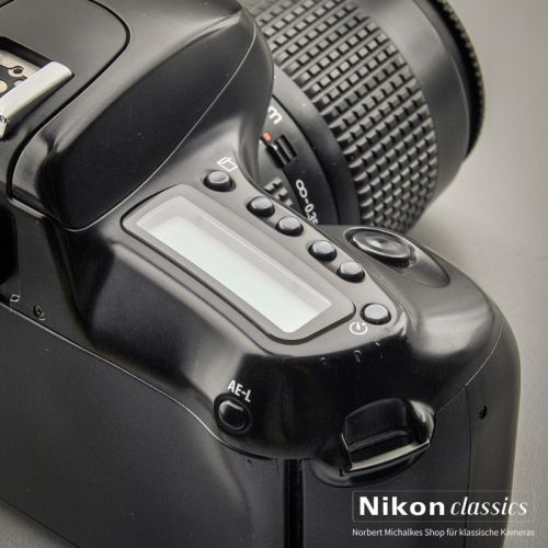 Nikon F50 mit Nikkor 35-80/4-5,6 D