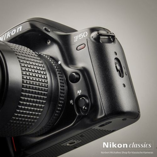 Nikon F50 mit Nikkor 35-80/4-5,6 D