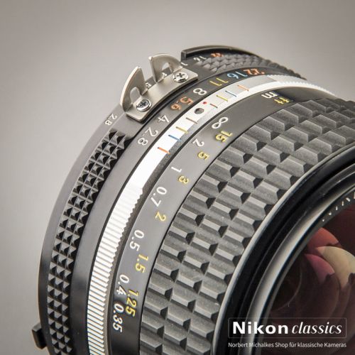 Nikon Nikkor 28/2,8 AIS (Zustand A)