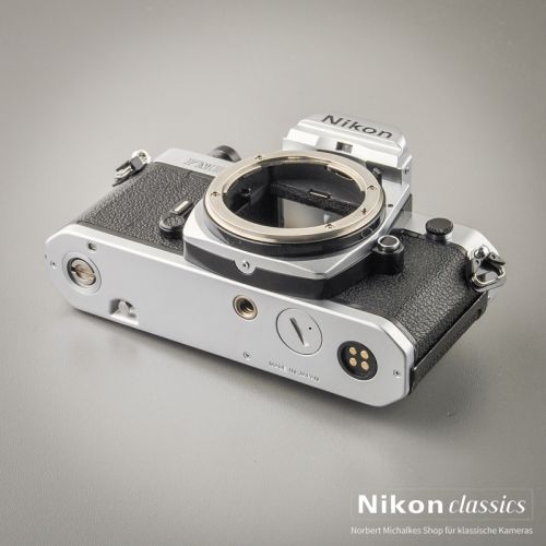 Nikon FM2n (Condition A-) titan shutter