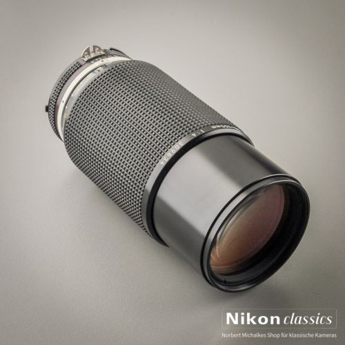 Nikon Zoom-Nikkor 80-200/4 AIS (Condition A)