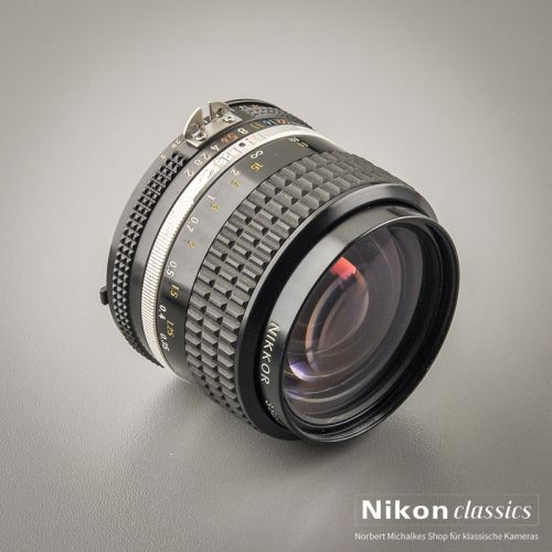 Nikon Nikkor 35/2,0 AIS (Zustand A-)