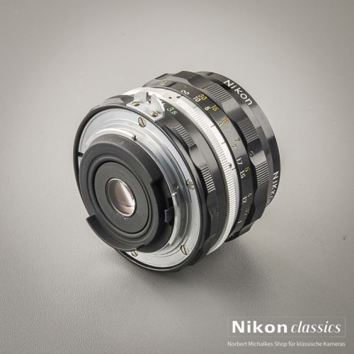 Nikon Nikkor-H Auto 28/3,5 nonAI "Berg-und-Tal" (Zustand A)