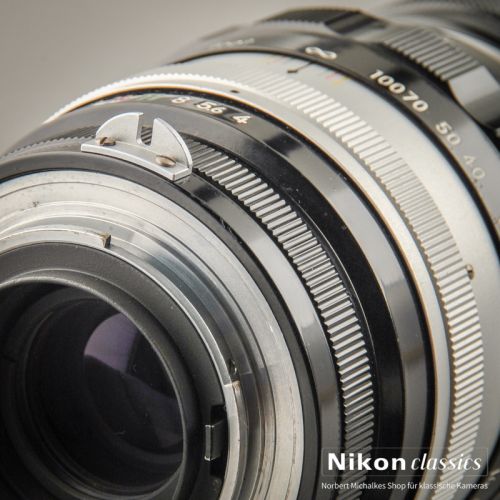 Nikon Nikkor-Q Auto 200/4 nonAI Nippon Kogaku "Berg-und-Tal"  (Zustand A-)