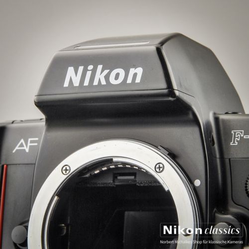 Nikon F801s (Condition A/A-)