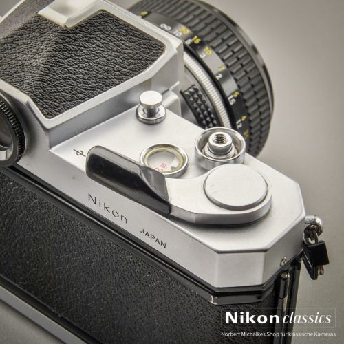 Preview: Nikkormat FTN mit Nikkor 50/2 (Zustand A-)