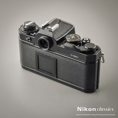 Nikon FE black (Condition A-)