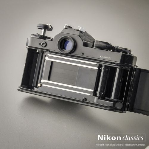 Nikon FE black (Condition A-)
