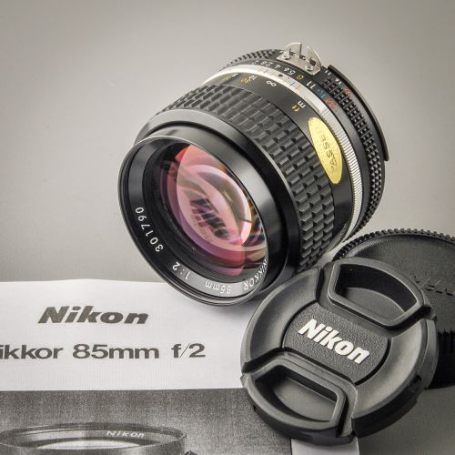 Nikon Nikkor 85/2,0 AIS  (Zustand A)