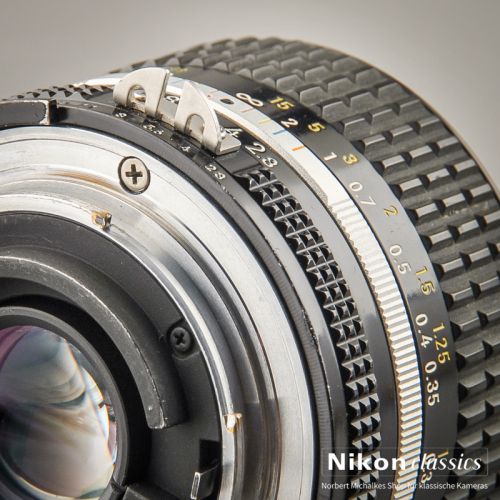 Nikon Nikkor 28/2,8 AIS (Zustand A-/AB)