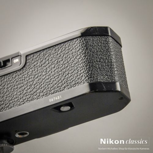Preview: Nikon Auto Winder AW-1 (Zustand A/A-)