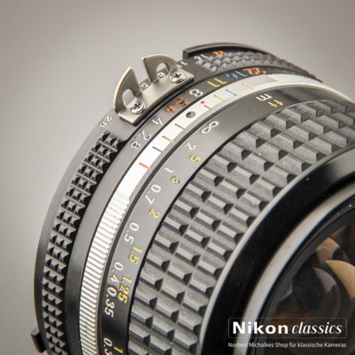 Nikon Nikkor 24/2,8 AIS  (Zustand A/A-)