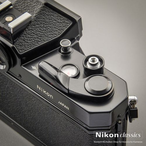 Nikomat FT2 black (Condition A/A-)