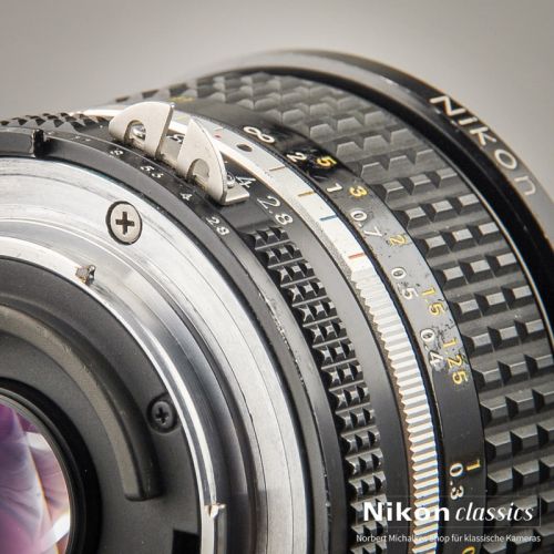 Nikon Nikkor 20/2,8 AIS (Zustand A-/AB)