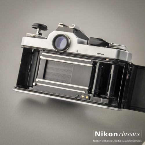 Nikon FE-2 (Zustand A/A-)