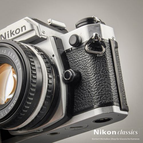 Nikon FM2n with 50/1,8 (Condition A-)