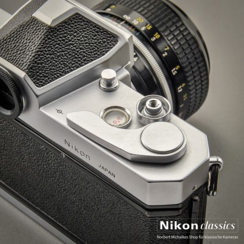 Preview: Nikkormat FTN mit Nikkor 50/1,4 (Zustand A-)