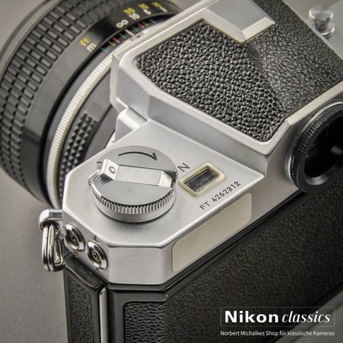 Nikkormat FTN mit Nikkor 50/1,4 (Zustand A-)