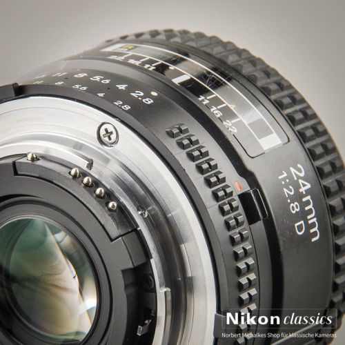 Nikon AF-D Nikkor 24/2,8 (Zustand A-)