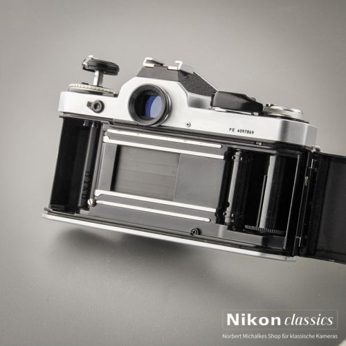 Nikon FE (Condition A-)