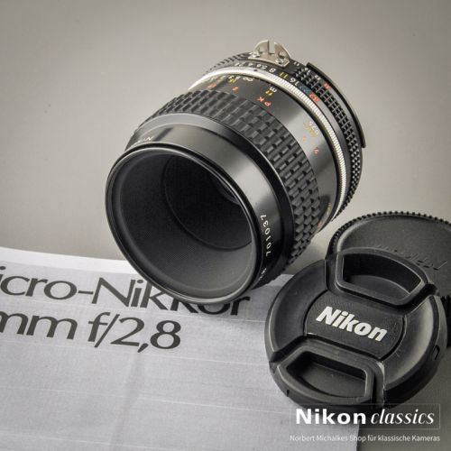 Nikon Micro-Nikkor 55/2,8 AIS (Condition A/A-)