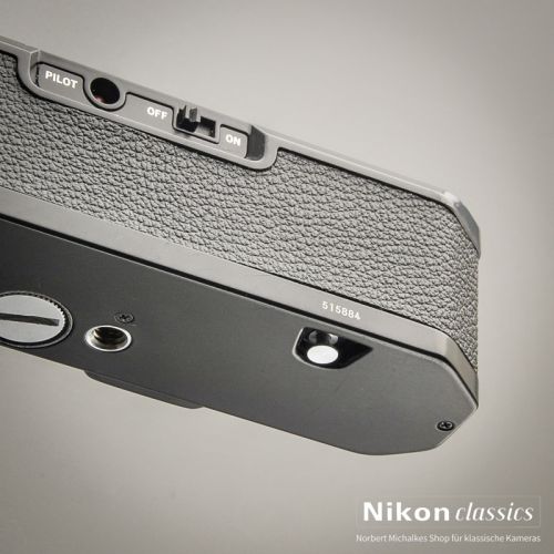 Nikon Auto Winder AW-1 (Condition A)