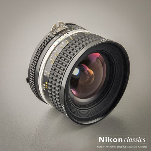 Nikon Nikkor 20/2,8 AIS (Zustand A)