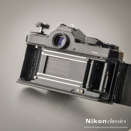 Nikon FE-2 schwarz (Zustand B)