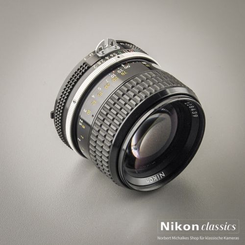Nikon Nikkor 85/2,0 AI (Condition A)