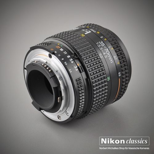 Nikon AF Zoom-Nikkor 35-70/3,3-4,5N Macro (Zustand A)
