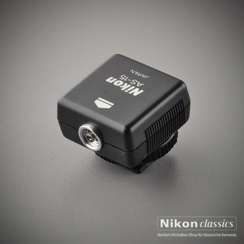 Nikon AS-15 Blitzadapter