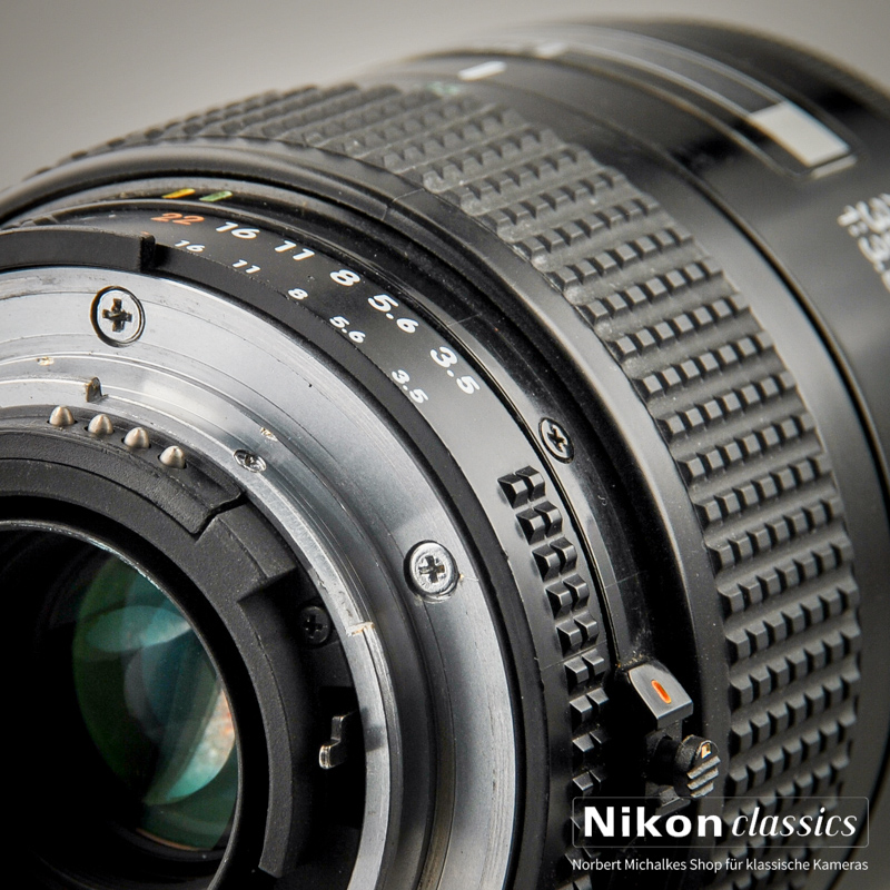 Nikonclassics Shop für klassische Nikons - Nikon AF Zoom-Nikkor 35