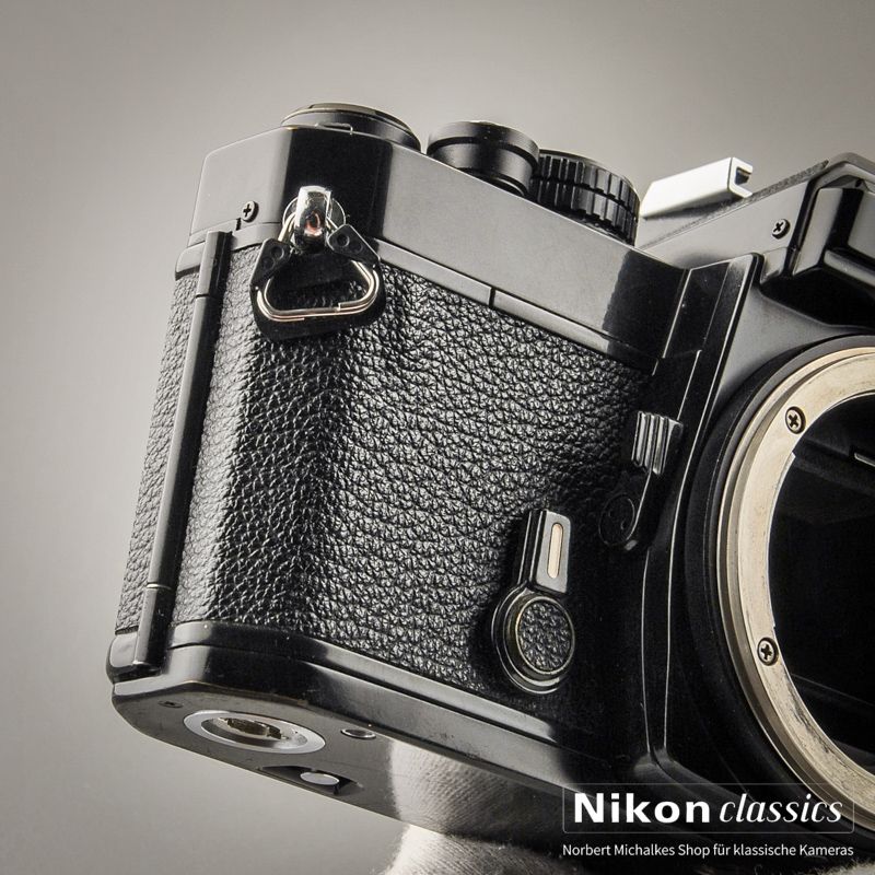 Nikon FE black (Condition A/A-)